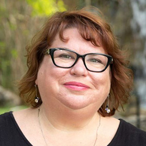 mary helen alvey head shot